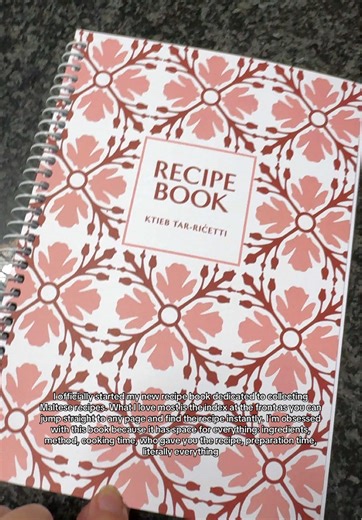 Just started my Maltese recipe book and I’m obsessed 😍 You can get yours from @madumamalta too, it has everything you need to build the perfect family recipe collection! 📖 #RecipeBookIdeas #MalteseRecipes #madumamalta