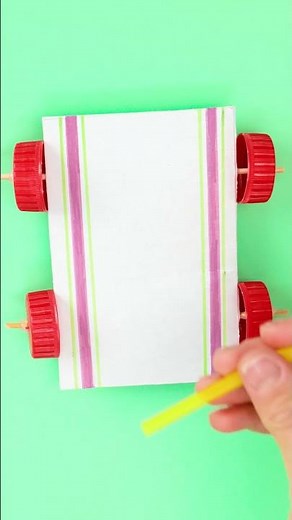 Vroom vroom! 🚗✨ Make a super fun DIY balloon car for kids 🚀
