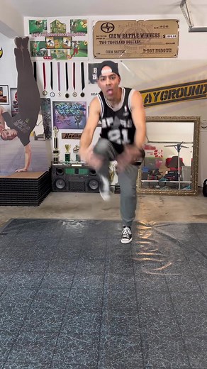 Top Rock Breakdancing Tutorial for Beginners