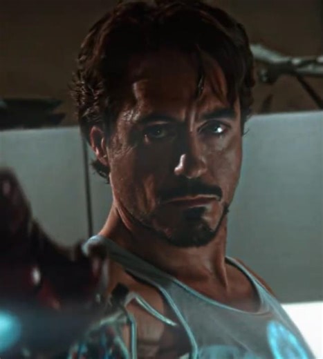 "Iron Man" | Tony Stark Edit | Luz Roja Super Slowed | #shorts