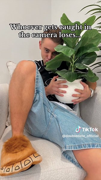 Camera Challenge: Who Gets Caught First?