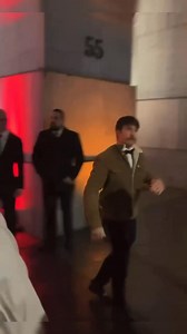 Anti-Semites harassed a Jew until the Jew got fed up. אנטישמיים הציקו ליהודי, עד שליהודי נמאס. | הללו - הקרן לקידום ישראל בעולם