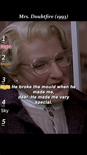 When the Bus Driver Flirts with "Mrs. Doubtfire" | Mrs. Doubtfire