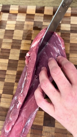 Filet Mignon Farci Gourmand : Pesto, Jambon Cru, Poivrons