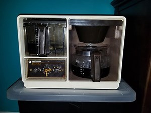 Vintage Black & Decker Spacemaker Coffee Maker