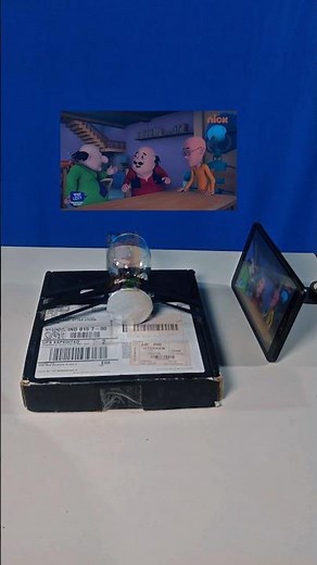 Homemade Projector Hack! 📱📽️😱 | DIY Phone Projector #Shorts