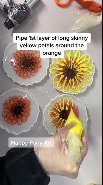 Create Stunning Resin Flowers with Alcohol Ink and Glitter