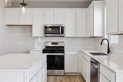 10374 Hadley Ave S, Cottage Grove, MN 55016 | Estately 🧡 | MLS# 7073438