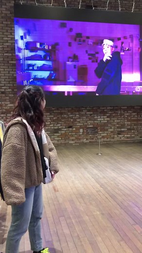 #防弾少年団 #bts #방탄소년단 #army #popupstore #micdrop #v #dance