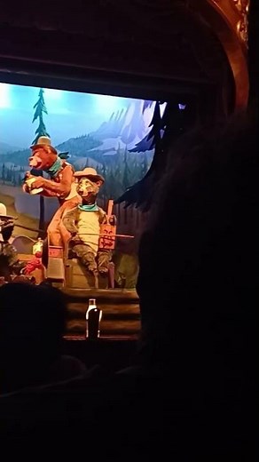 Disney’s Country Bear Jamboree LIVE! 🐻🎶 (You Won’t Believe This!) #magickingdom #countrybearjamboree