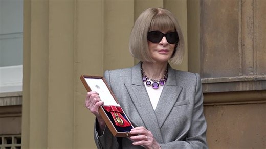 Dame Anna Wintour makes major change to her signature image to meet King Charles