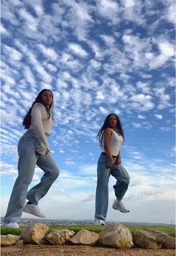 jenna (@jennaleeworship)’s videos with work from home DANCE CHALLENGE - iCafe Travel