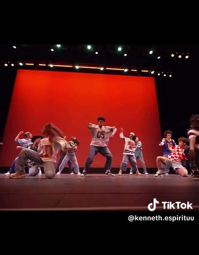 ISSA 2000’s DANCE BATTLE VIBEEE!! 🥊 dc: me! #fyp #dance #espirituworldwide @Timbaland