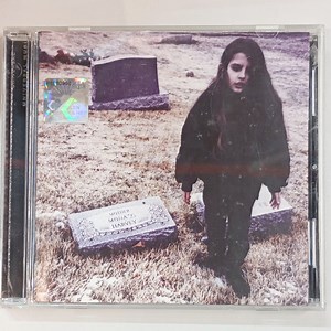 Crystal Castles - Crystal Castles (II)