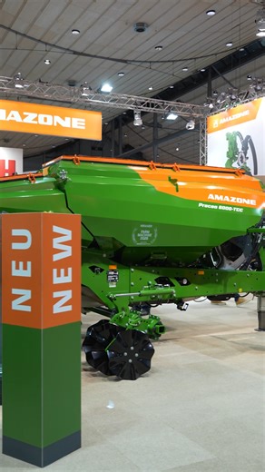 Take a quick walk through the Amazone Agritechnica stand with Oliver 🟠🟢 With plenty of new innovations on show, visit us in Hall 9 💡 #agritechnica2025 #amazone #agritechnica | AMAZONE Ltd.