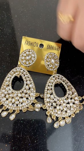 Amazon Mini Shopping Haul Buying Links : Yellow Chimes Ethnic Gold Plated Traditional Studded Stones Dangler Earrings for Women and Girls https://amzn.to/44UwBfI KOTTY Women Polyester Blend Green Solid Trousers https://amzn.to/3q1Kx8z Selvia Women's Top https://amzn.to/3rDoAxn Janasya Women's Pink Cotton Block Print Flared Kurta https://amzn.to/3ruiOhc #stylingwithshipra #shopping #trending #unboxing #love #fashion #style #festivewear #office #casual #outfits #reelsfb #reels #instagram #instagoo