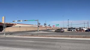 34K views · 514 reactions | #nuevainformacion Víctima Mortal en El Paso identificado: Omar Tarango, de 33 años, originario de Socorro perdió la vida al impactarse contra un poste en Loop 375 a la altura de Vista Del Sol. Lamentablemente no traía puesto el cinturón de seguridad y salió expulsado del vehículos. Detalles a las 5 por Univision El Paso canal 26. | Elpasoya | Facebook