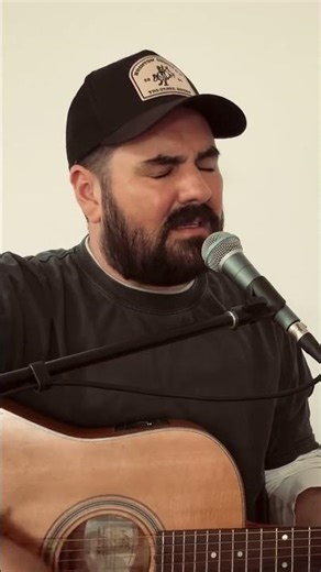 🙏🏼 THIS is my surrender #Jesus #worshipshorts #christianmusic