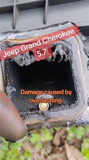 2010 Jeep Grand Cherokee 5.7. Dropped valve seat and melted intake manifold!!!