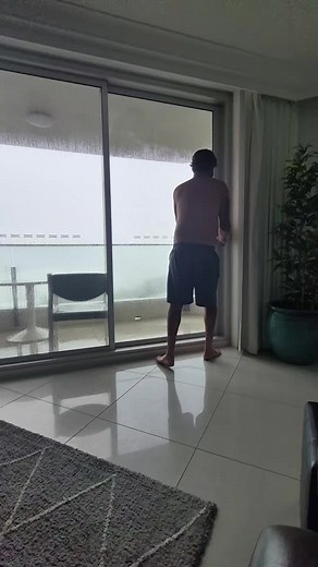 Cyclone Alfred: Impact on Broadbeach This Holiday Season