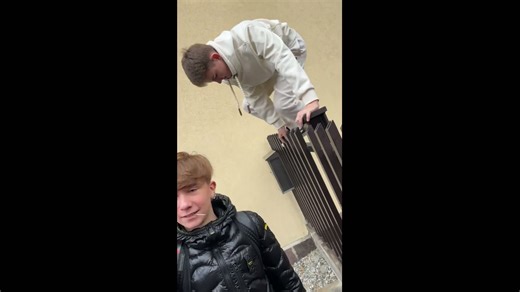 Teen briefly gets foot stuck while jumping off fence in Besana in Brianza, Italy