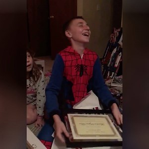 2.4M views · 507 reactions | Christmas is a time for giving special gifts to your loved ones.❤️  | LightWorkers | Facebook