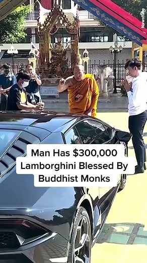 A superstitious driver had his brand new Lamborghini blessed by Buddhist monks in Thailand to give it protection from accidents. #lamborghini #buddhist #buddhistmonk #monk #monks #thailand