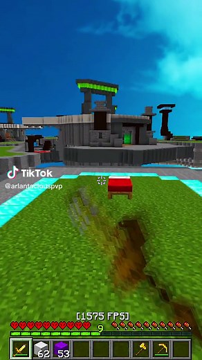 Survival Gameplay in Minecraft Bedwars - Engaging PvP Content