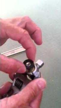 Valve washer replacement