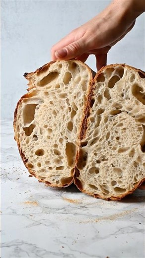 OPEN CRUMB Hack 🍞🔑 #sourdoughbread #breadbaking