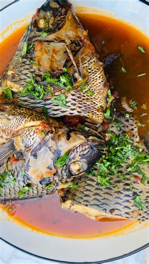 Seby Onyango on Instagram: "This recipe takes me straight back to my childhood ,my mum used to throw it down exactly like this, but on a jiko for that unforgettable smoky flavor. If you know, you know 😅! I think I became a grown woman a little too early because I loved these traditional recipes more than my siblings ever did. Funny enough, now they’re the ones who appreciate these dishes the most 😂. Now that I’m older, I treasure these recipes even more. Recreating the meals I watched my mum m