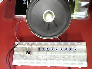 TECLADO PIANO CON 555