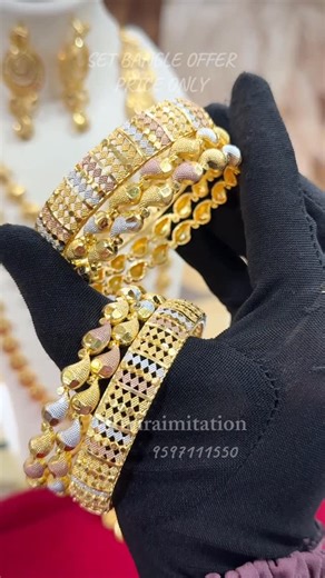 Limra_Immitation_jewellery | 𝔅𝔲𝔡𝔤𝔢𝔱 𝔰𝔢𝔱 𝔟𝔞𝔫𝔤𝔩𝔢 ✅ 𝔓𝔯𝔢𝔪𝔦𝔲𝔪 𝔮𝔲𝔞𝔩𝔦𝔱𝔶 9597111550 8056144013 #bangle #bangle #banglelovers #budget #offer Discount & deal keywords •... | Instagram