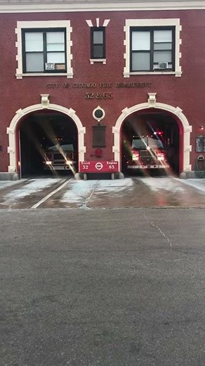 Chicago Fire Department Backdraft House Responding to Structure Fire Ladder 52 Engine 65