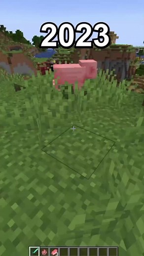 13K views · 331 reactions | Minecraft Normal vs Realistic 來 #minecraft #minecraftpe #minecrafters #minecraftmemes #minecraftbuild #mcpeaddons #mam #addonsmaker | AddOns Maker | Facebook