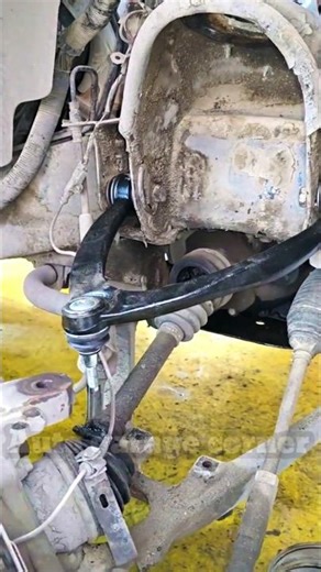 gmc upper control arm replacement,#ytshort#تبديل مقض فوق أمامي#automobile#mechanic#diy#tricks#usa