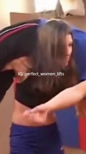 Girl Power on Instagram: "Strong cheerleader lifting jerk in a back breaker 😘🔥❤ Cheerleaders are strong 💪 Follow @perfect_women_lifts for daily dose of lift and carry 💯💚👌 #liftandcarry #liftcarry #liftcarryfm #tallgirls #liftandcarrychallenge #liftaguychallenge #firemanlift #firemancarry #shoulderlift #shouldercarry #shouldersit #overtheshoulder #fmcarry #cradlelift #cradlecarry #musclegirls #frontlift #hipcarry #frontcarry #fmlift #girlliftsman #girlwithmuscles #tallliftsshort #overheadli