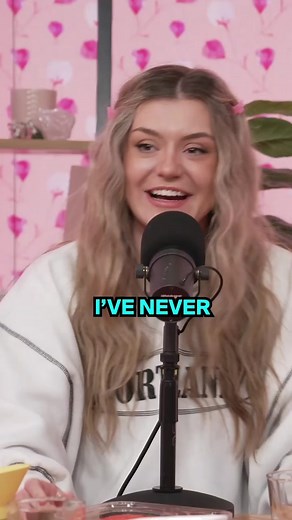 She had NEVER has a raspberry before?! #podcast #girltalk #tryingnewthings