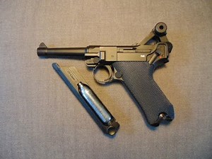 Umarex Legends P08 Parabellum CO2 Blowback 4.5mm Steel BB - Review and Shooting Test