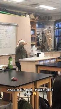 Science class or magic show?🤯##ScienceExperiments #ClassroomMagic #Chemistry #Physics