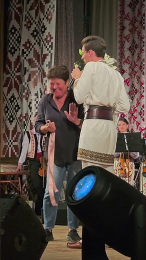 Gabriel Nebunu - funny moments concert