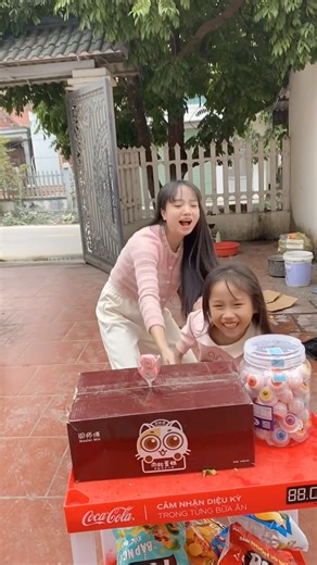 Đại chiến kẹo mắt và kẹo mút của 2 mẹ con #shortvideo