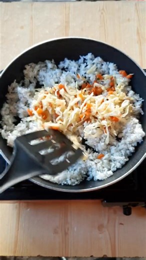 17 reactions · 8 comments | Don't know what to do with leftover rice? Here's a delicious shrimp fried rice recipe 戀 #cooking #cookingathome #vegetables #seafood | Easy Cooking with Jha | Facebook