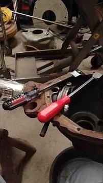 Gasket Scraper Tools That Make Life Easy & are Worth Every Penny