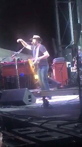 This is How Country Feels at Arts, Beats & Eats with Randy Houser!! | 99.5 WYCD