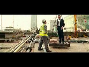 Johnny English Reborn chase scene