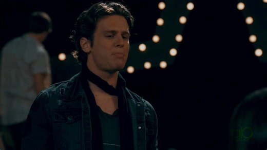 Acabo de salir de ver Moulin Rouge! Y me pregunto por qué no les ha pasado por la mente a Lea y a Jonathan hacer de Satine y Christian 😭 | We Love Faberry/Achele