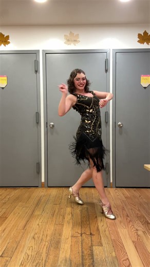 Have to do this dance when I’m wearing a flapper costume #theatrekid #musicaltheatre #FallintoShorts