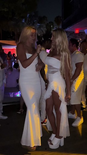 6’2 and 6’4 😌 - #streetinterview #interview #tall #model #miami #tallgirl #6foot #modeling #tallqueen #height #gabbyygonz #ghlavin #florida #girls #explore #reels #dating #shortking #dates #rizz #supermodel