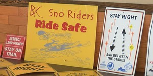 Snowmobile safety awareness week, tips to stay safe while riding